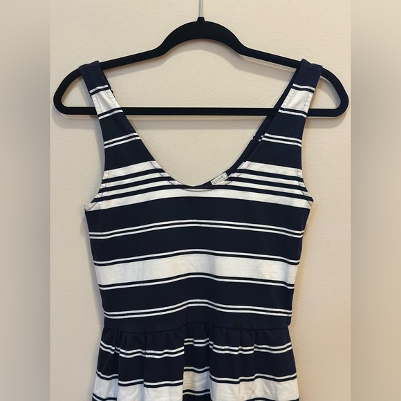 J. Crew Villa Button-Back Detail Dress Black/Cream Stripe  - Size Small - Picture 3 of 10